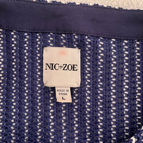 NIC + ZOE Zig Zag Blues Top Lightweight Sweater Size S Womens Blue White - Picture 13 of 14